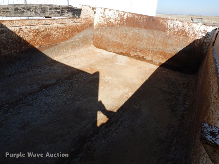 image for item IO9406 2002 Sterling L8500  dump truck