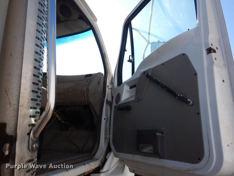 image for item IO9406 2002 Sterling L8500  dump truck