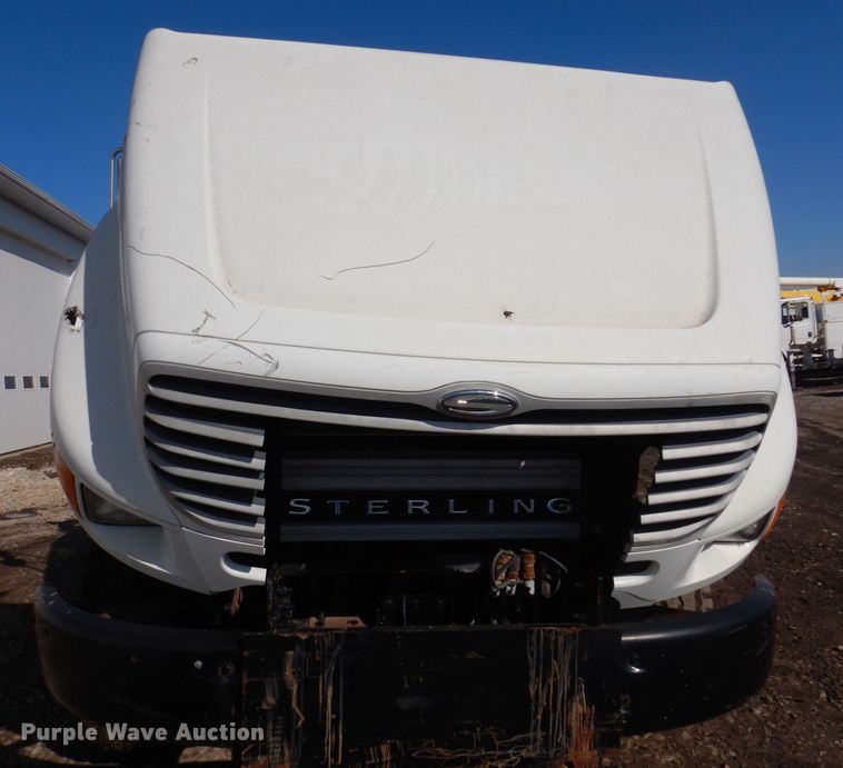 image for item IO9406 2002 Sterling L8500  dump truck