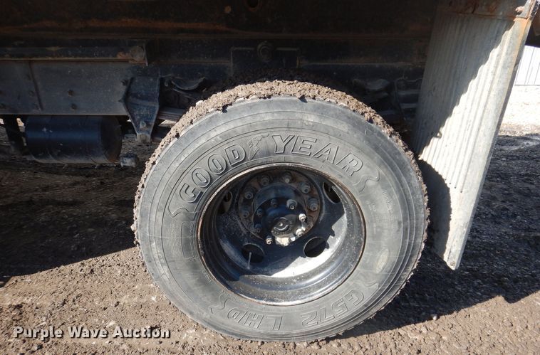 image for item IO9406 2002 Sterling L8500  dump truck