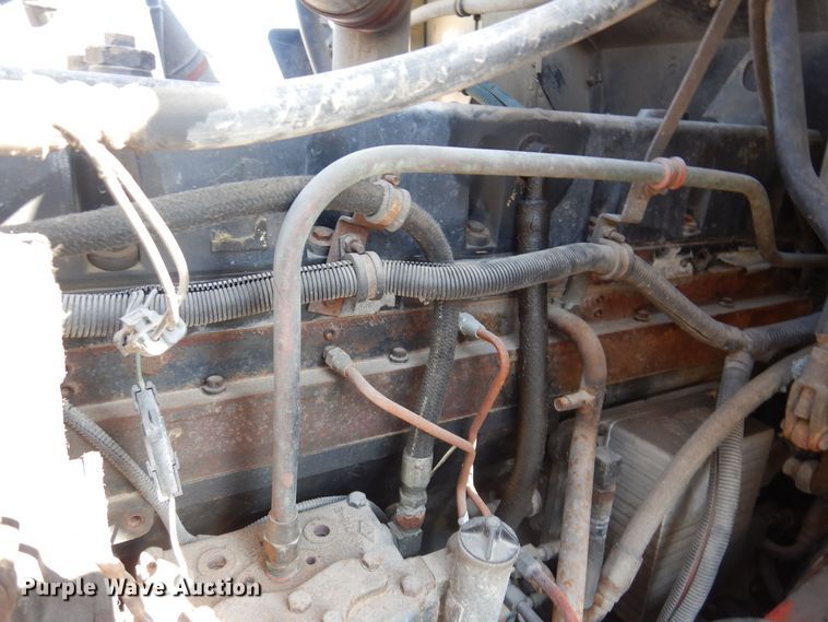 image for item IO9407 1994 International 9200  box truck