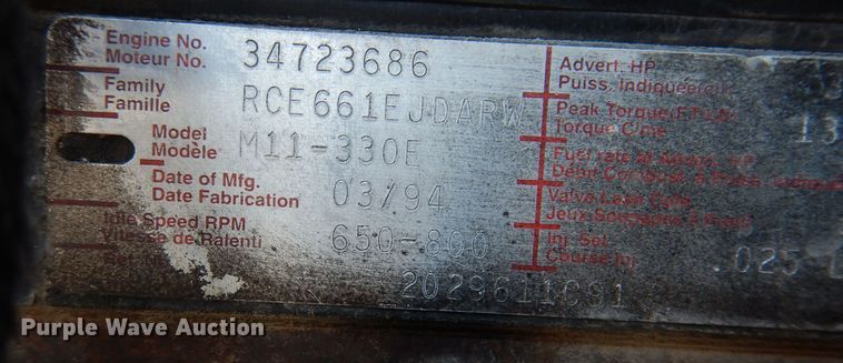 image for item IO9407 1994 International 9200  box truck