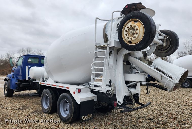 image for item JB9601 2000 Sterling L9500  ready mix truck