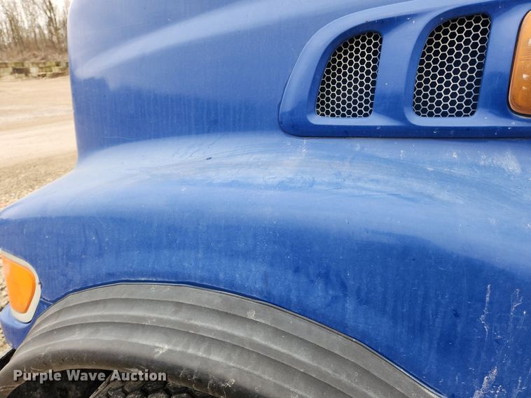 image for item JB9601 2000 Sterling L9500  ready mix truck