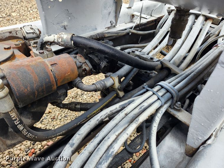 image for item JB9601 2000 Sterling L9500  ready mix truck