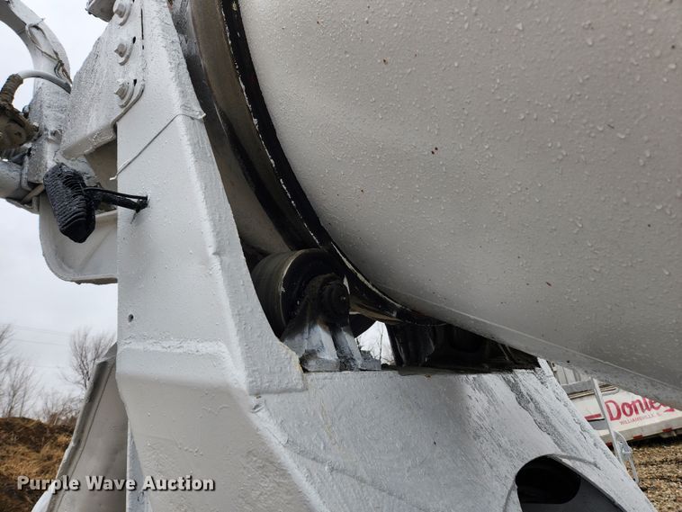 image for item JB9601 2000 Sterling L9500  ready mix truck