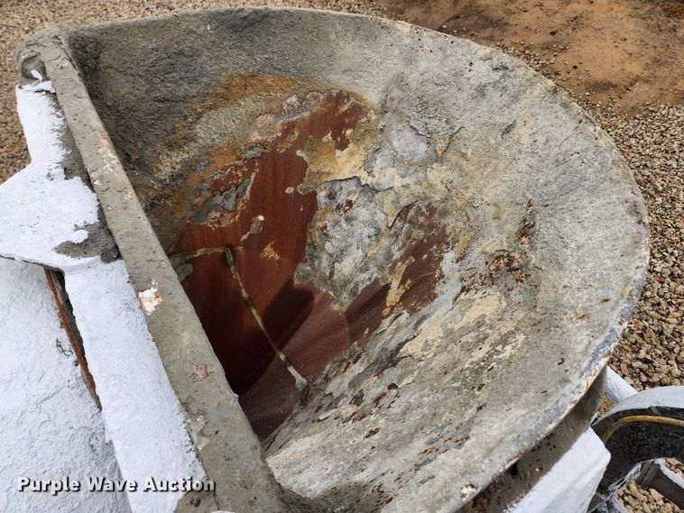 image for item JB9601 2000 Sterling L9500  ready mix truck