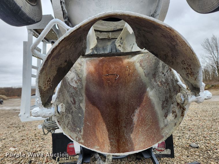 image for item JB9601 2000 Sterling L9500  ready mix truck