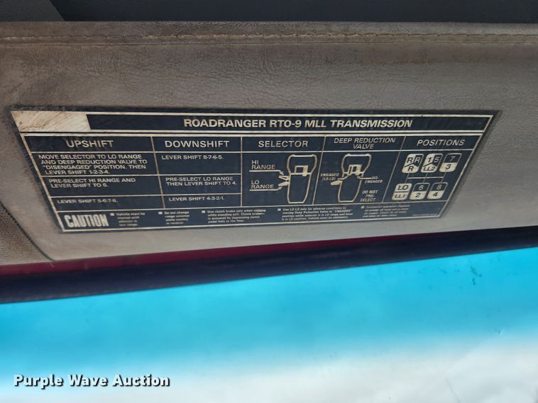 image for item JB9601 2000 Sterling L9500  ready mix truck