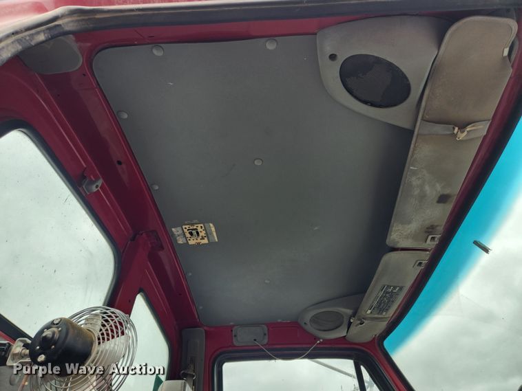 image for item JB9601 2000 Sterling L9500  ready mix truck