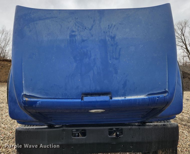 image for item JB9601 2000 Sterling L9500  ready mix truck