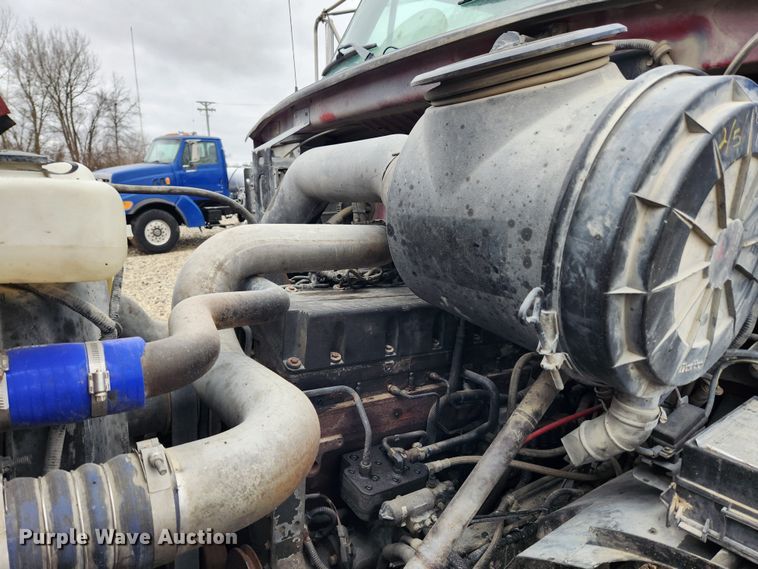 image for item JB9601 2000 Sterling L9500  ready mix truck