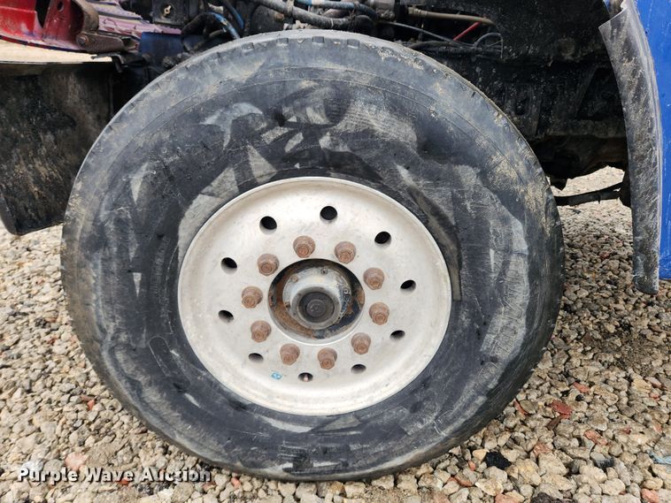 image for item JB9601 2000 Sterling L9500  ready mix truck