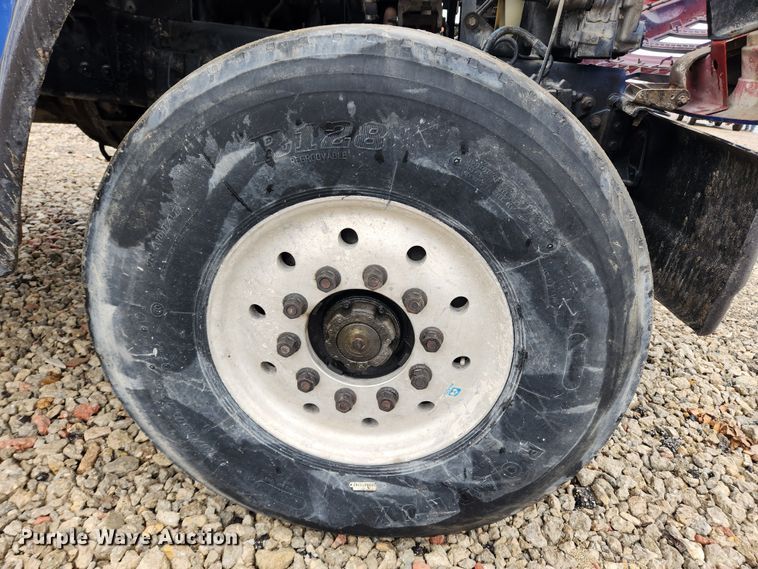 image for item JB9601 2000 Sterling L9500  ready mix truck