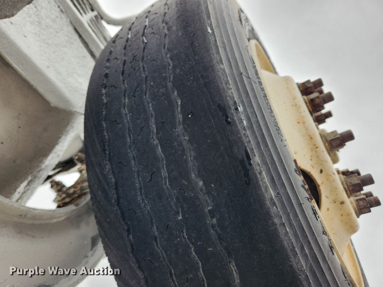 image for item JB9601 2000 Sterling L9500  ready mix truck