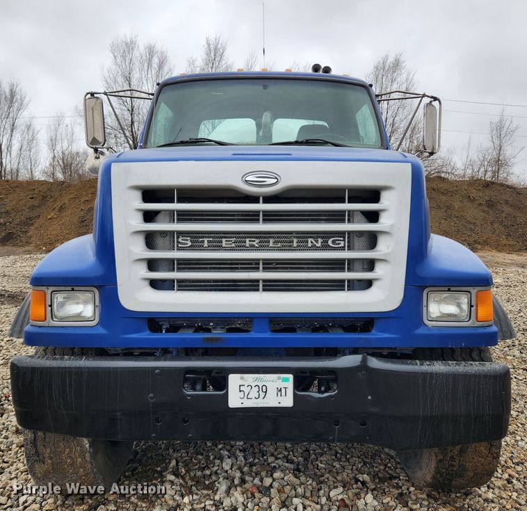 image for item JB9602 2000 Sterling L9500  ready mix truck