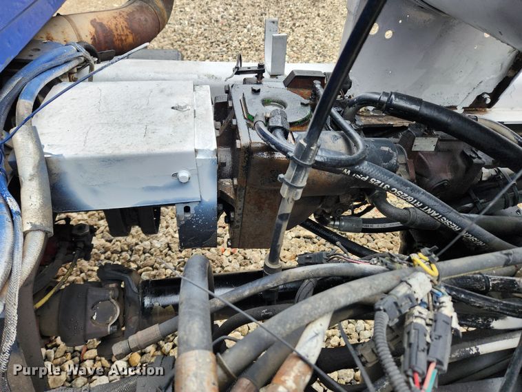 image for item JB9602 2000 Sterling L9500  ready mix truck