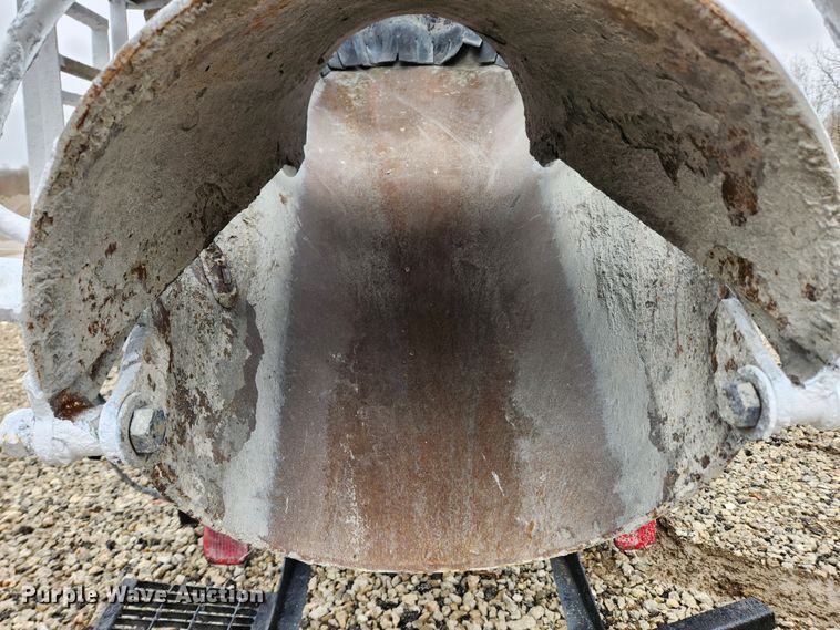 image for item JB9602 2000 Sterling L9500  ready mix truck