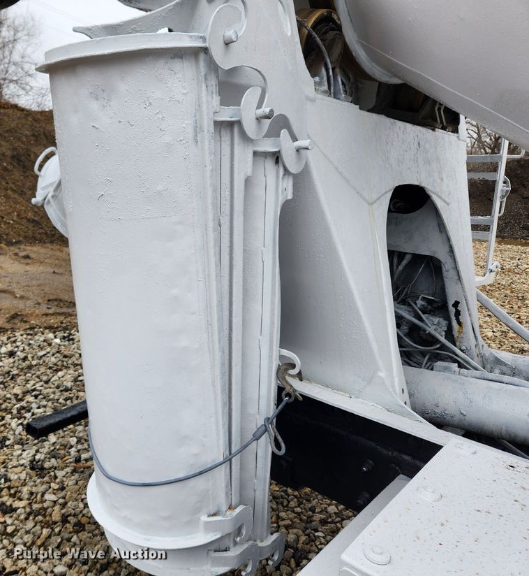 image for item JB9602 2000 Sterling L9500  ready mix truck