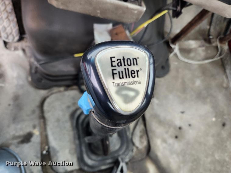 image for item JB9602 2000 Sterling L9500  ready mix truck