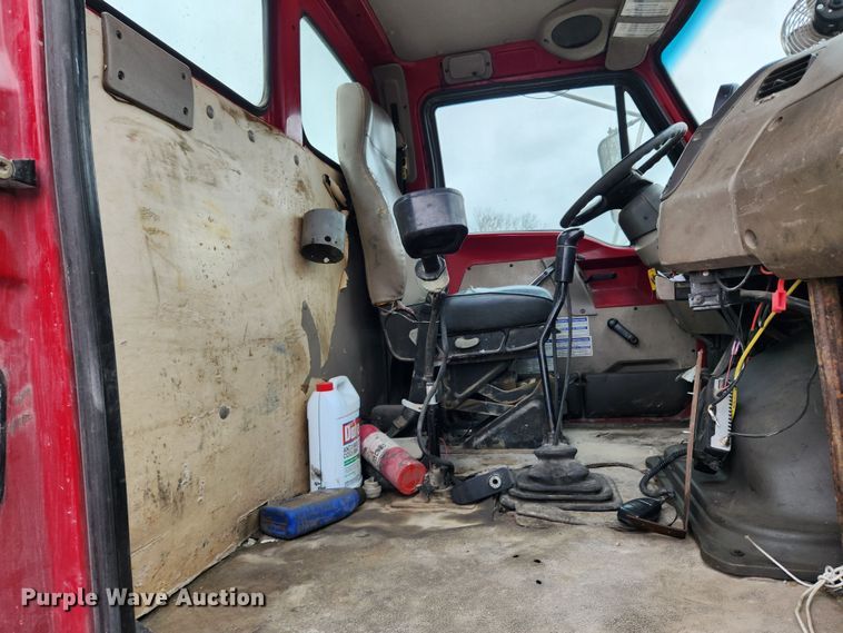 image for item JB9602 2000 Sterling L9500  ready mix truck