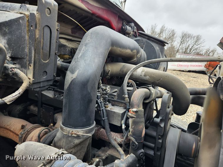 image for item JB9602 2000 Sterling L9500  ready mix truck