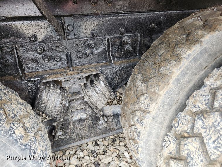 image for item JB9602 2000 Sterling L9500  ready mix truck