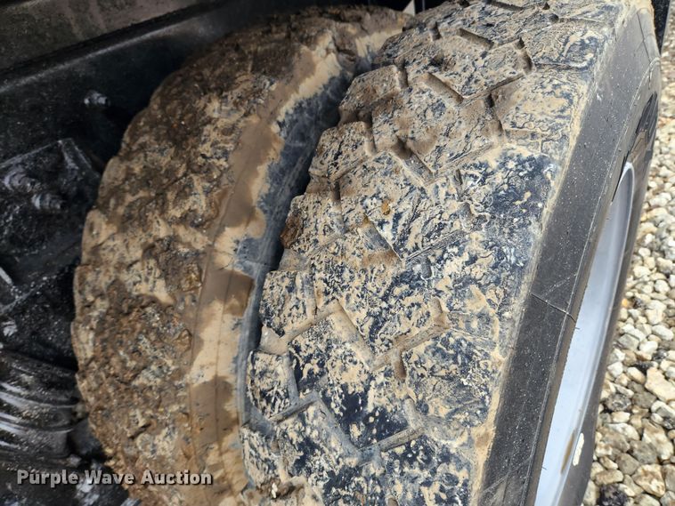 image for item JB9602 2000 Sterling L9500  ready mix truck