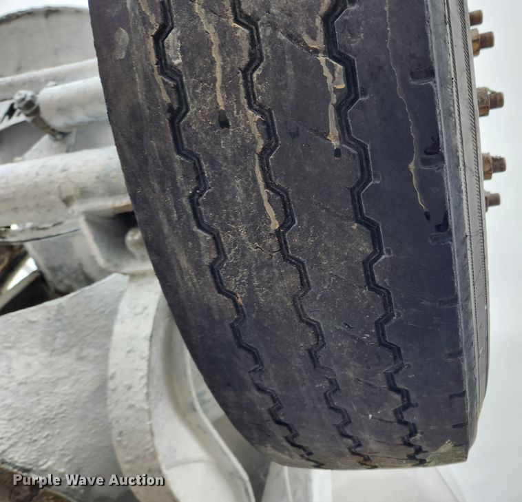 image for item JB9602 2000 Sterling L9500  ready mix truck