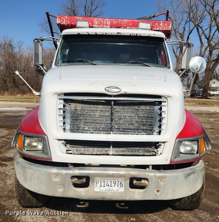 image for item JB9636 1999 Sterling LT9513  dump truck