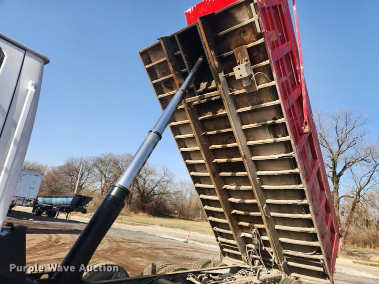 image for item JB9636 1999 Sterling LT9513  dump truck