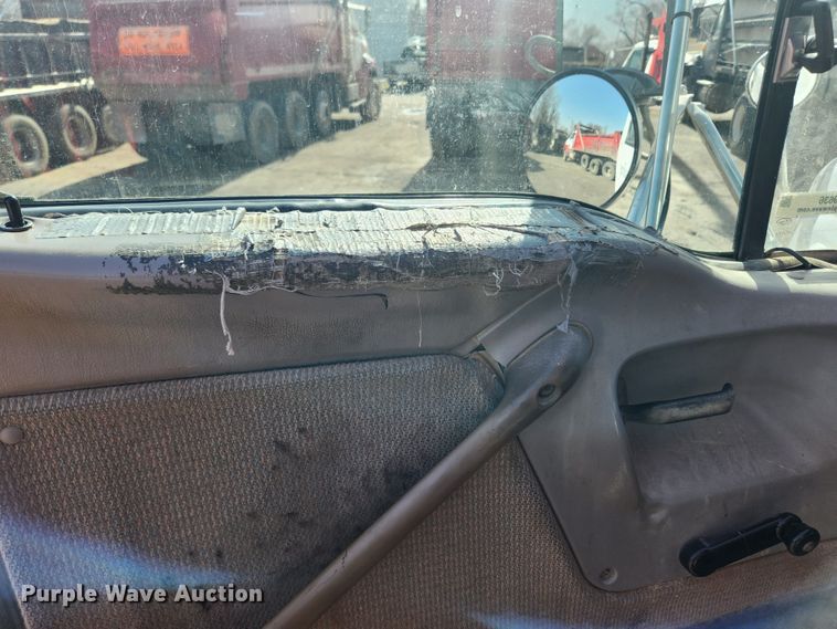 image for item JB9636 1999 Sterling LT9513  dump truck