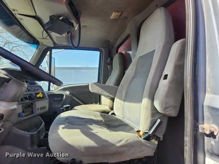 image for item JB9636 1999 Sterling LT9513  dump truck