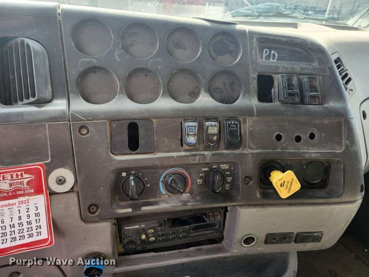 image for item JB9636 1999 Sterling LT9513  dump truck