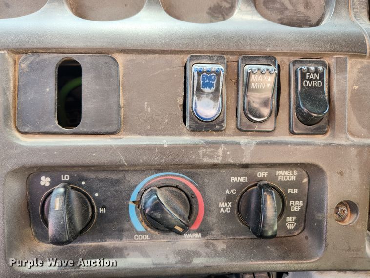 image for item JB9636 1999 Sterling LT9513  dump truck