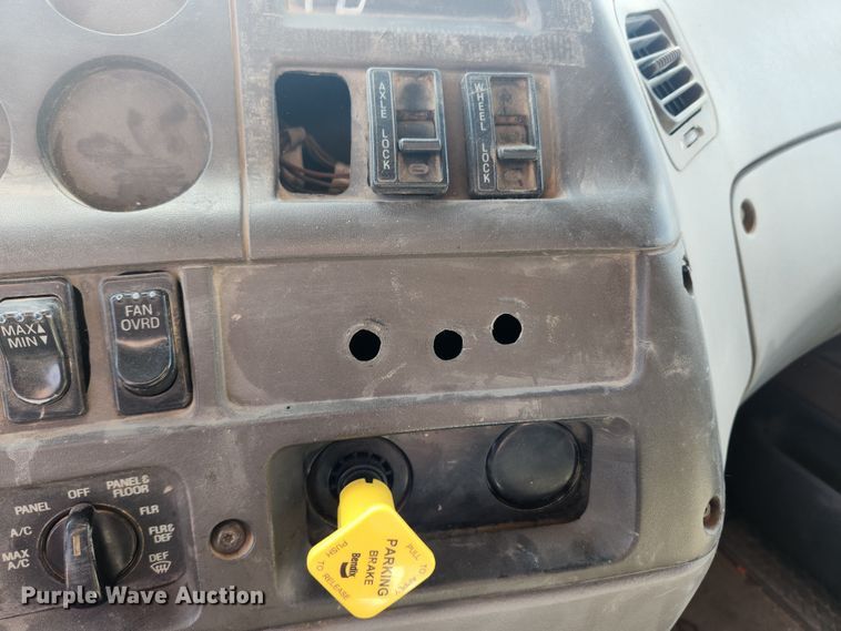 image for item JB9636 1999 Sterling LT9513  dump truck