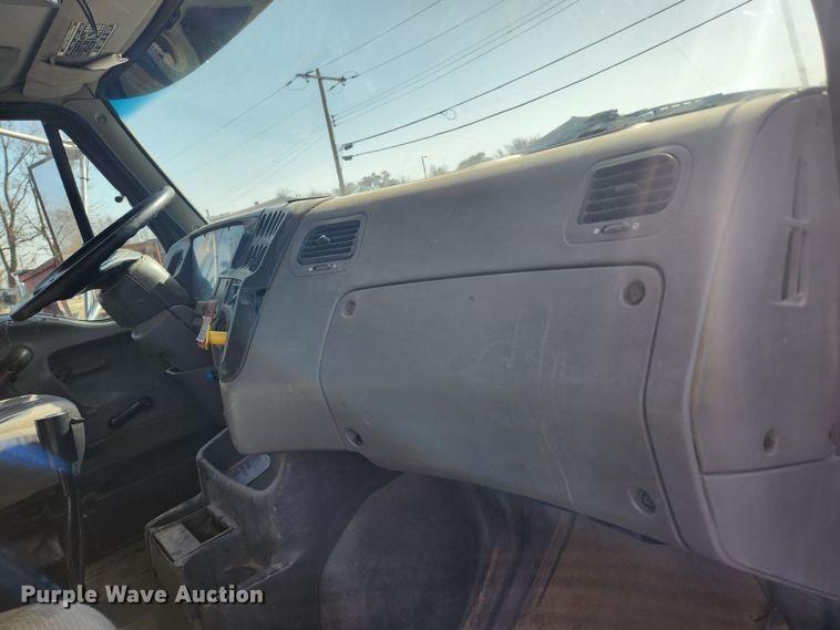 image for item JB9636 1999 Sterling LT9513  dump truck