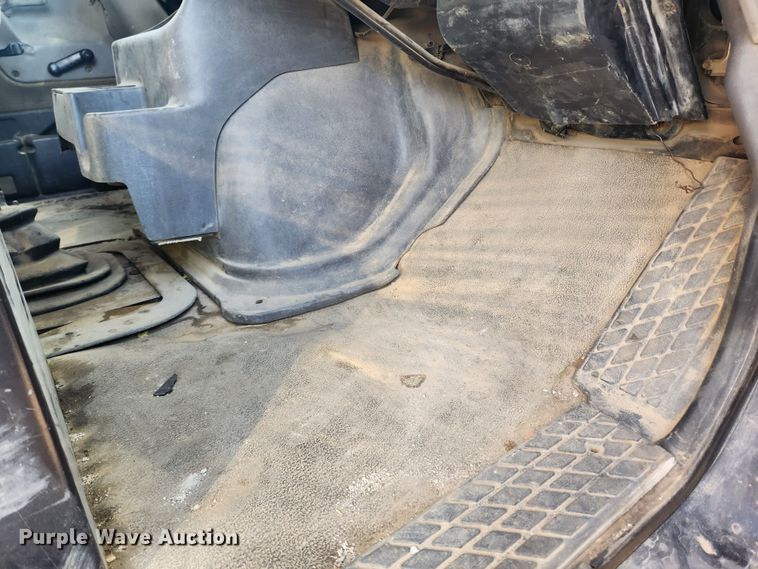 image for item JB9636 1999 Sterling LT9513  dump truck