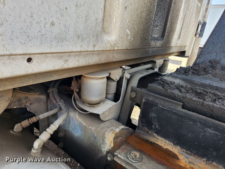 image for item JB9636 1999 Sterling LT9513  dump truck