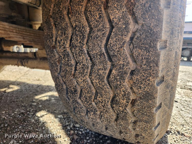 image for item JB9636 1999 Sterling LT9513  dump truck