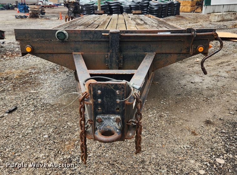 image for item JB9645 2001 Belshe DT-255  equipment trailer