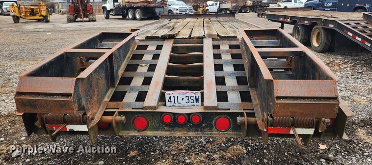 image for item JB9645 2001 Belshe DT-255  equipment trailer