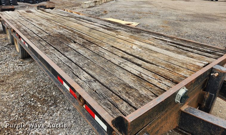 image for item JB9645 2001 Belshe DT-255  equipment trailer