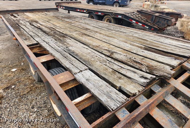 image for item JB9645 2001 Belshe DT-255  equipment trailer