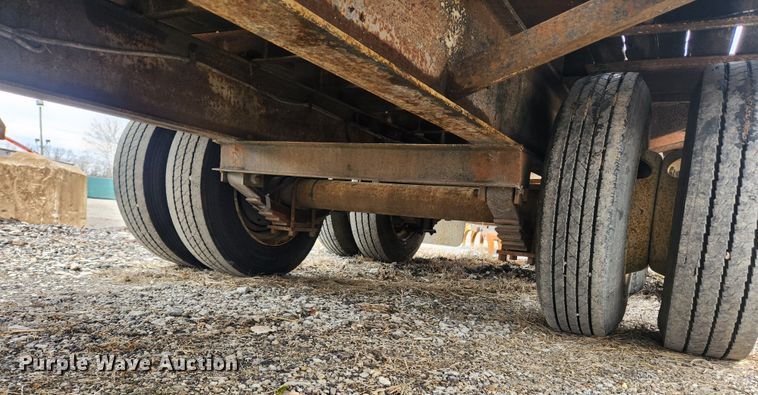 image for item JB9645 2001 Belshe DT-255  equipment trailer