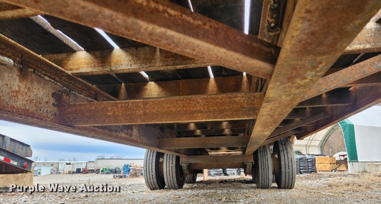 image for item JB9645 2001 Belshe DT-255  equipment trailer