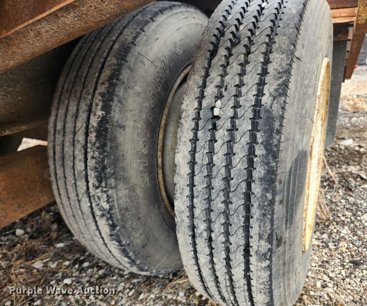 image for item JB9645 2001 Belshe DT-255  equipment trailer