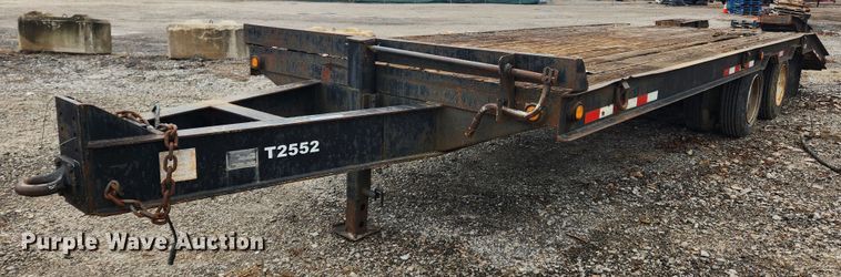 image for item JB9647 2001 Belshe DT-255  equipment trailer