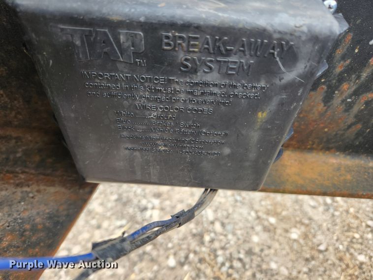 image for item JB9647 2001 Belshe DT-255  equipment trailer