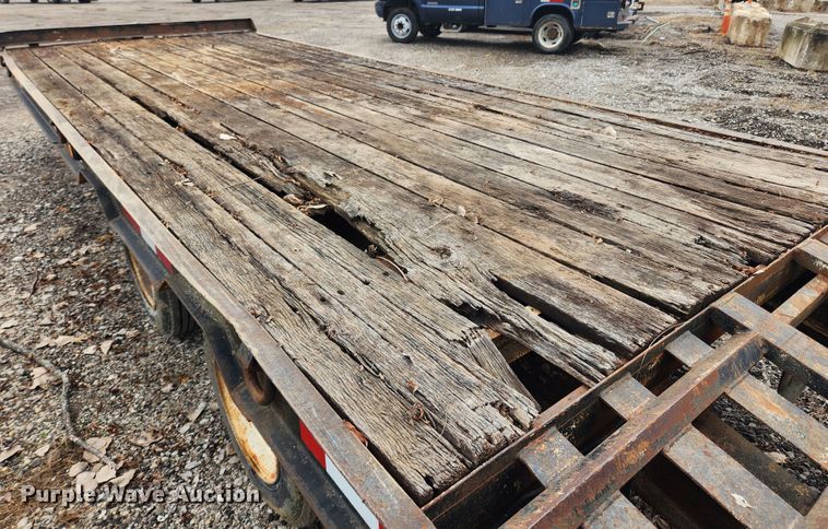 image for item JB9647 2001 Belshe DT-255  equipment trailer